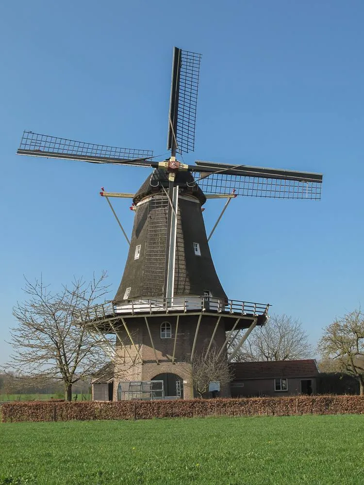 Geesteren: Geesteren, molen de Ster RM9888 foto2 2013-04-22 09.59